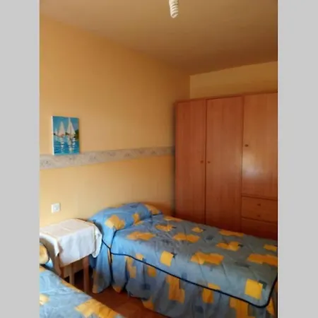 Individual Grande E Iluminada Con 2 Camas Individuales Appartement *